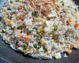 Foto langkah ke 4 dari resep Nasi Goreng Sayur Tanpa Kecap.
