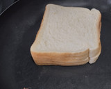 Foto del paso 3 de la receta: Sandwich🥯de carne🧅y queso🧀🥩🫑