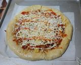 Foto langkah ke 8 dari resep Pizza Homemade.