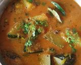 A picture of step 4 of Red pumpkin curry.