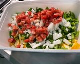 Une image de l'étape 11 de Courgettes jaunes, tomate noire et poivrons verts aux épices.