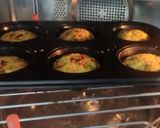 A picture of step 5 of Egg vegetable muffins.