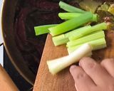 Foto langkah ke 4 dari resep Suan Cai Yu/ Sop Ikan Sawi Asin.