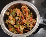 பீர்க்கங்காய், சாம்பார் வெங்காய சட்னி (Ridge gourd, sambar onion chutney recipe in tamil) ரெசிபி ஸ்டேப் 5 புகைப்படம்