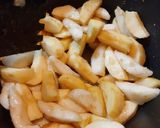 Foto del paso 1 de la receta: Postre de manzana y peras con crumble crocante
