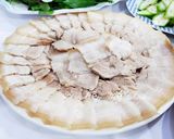 Hình bước làm 1 của món Cuốn bánh tráng thịt luộc, tôm chua