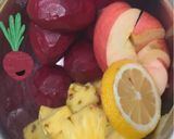 Foto langkah ke 1 dari resep Bit Coldpressed Juice.