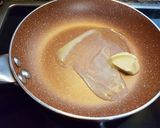 Foto del paso 1 de la receta: Banana al moscatel
