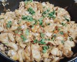 A picture of step 7 of Chinese Macaroni.
