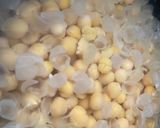 A picture of step 3 of Hummus.