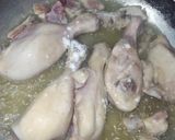 A picture of step 2 of Chicken Shinwari Karahi with cream.