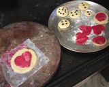 A picture of step 6 of Vanilla Heart cookies Nutella cookies.