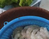Foto langkah ke 1 dari resep Tumis udang pare.