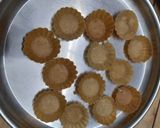A picture of step 3 of Masala chat tart.