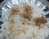 A picture of step 2 of Crispy Potato Lachha Chilla.
