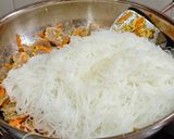 A picture of step 6 of 212. Fried Vermicelli.