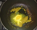 Foto langkah ke 3 dari resep Cumi Udang Tumis Mentega.