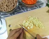 Foto langkah ke 1 dari resep Roti goreng isi ragout sosis keju.