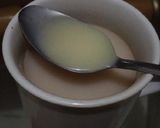 Foto langkah ke 3 dari resep (Ini) Teh Susu.