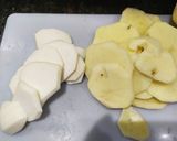 Foto del paso 2 de la receta: Tortilla de papa, nabo y acelga