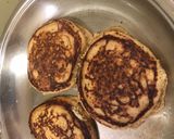 A picture of step 2 of Oatmeal pancakes.