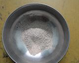 A picture of step 1 of Ragi Ambali.