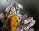 Gambar langkah 1 resipi Sotong Kacang Panjang Goreng Kicap.