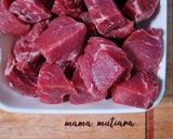 Foto langkah ke 1 dari resep Semur Daging Kentang.