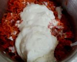 A picture of step 2 of Mawa Malai Gajar Halwa.