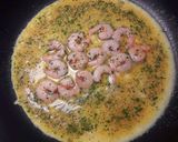 Foto del paso 13 de la receta Tortilla descubierta de gambas
