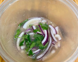 Foto del paso 3 de la receta: Ceviche especial aniversario Cookpad