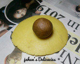 A picture of step 2 of Chocolate Flower Cookies.