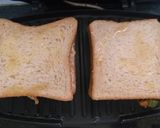 A picture of step 2 of Cheesy Bread Sandwiches.