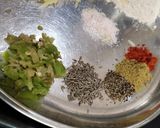 ફરાળી   પેન કેક(farali pan cake recipe in gujarati) રેસીપી સ્ટેપ2ફોટો