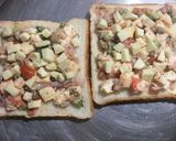 A picture of step 5 of Paneer Toast.