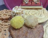 A picture of step 3 of Mullu Murukku (Dal chakli).