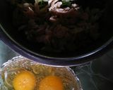 Foto langkah ke 1 dari resep Martabak Telur Mini.