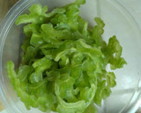 Foto langkah ke 1 dari resep Tumis Pare.