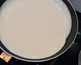 Foto langkah ke 3 dari resep Martabak Manis Teflon tanpa Telur tanpa Ragi.