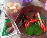 Foto langkah ke 2 dari resep Gulai telur tahu daun singkong.