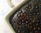 Foto langkah ke 4 dari resep Chocolate Cake No Egg, No Butter, No Milk, No Mixer!.