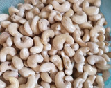 Foto langkah ke 2 dari resep Kacang Mede Goreng.