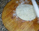 A picture of step 7 of Aloo palak paratha.
