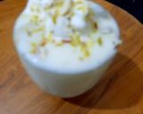 A picture of step 3 of Refreshing melon shake with ice cream.