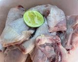 Foto langkah ke 1 dari resep Ayam Goreng Kremes.