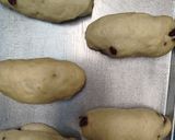Foto langkah ke 5 dari resep Cranberry Matcha Cheese Bread Tanpa Ulen.