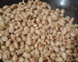 Foto langkah ke 1 dari resep (56) Kacang Tanah Isian Bakpao.