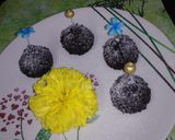 A picture of step 5 of Chocolate truffle modak.