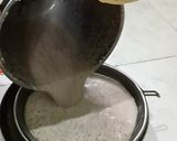 A picture of step 2 of Coconut Ragi Halbai.