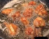 Foto langkah ke 5 dari resep Ayam goreng bumbu kuning.